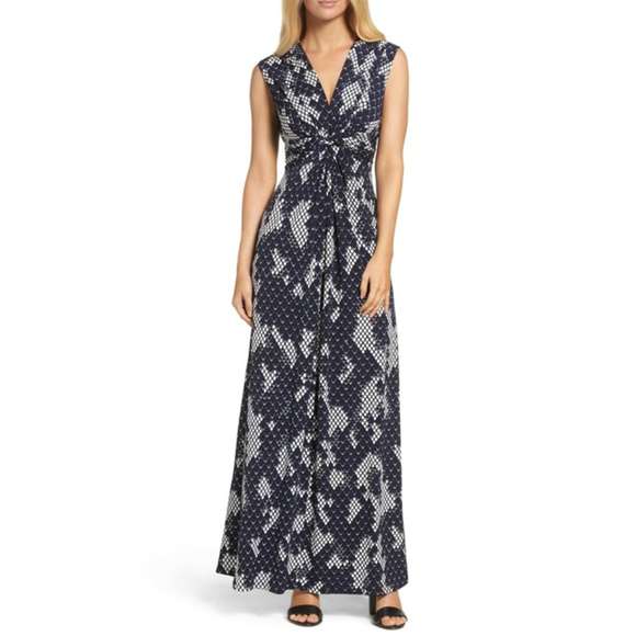 Eliza J Dresses & Skirts - Eliza J | Size 2 Navy Ivory Jersey Maxi Dress